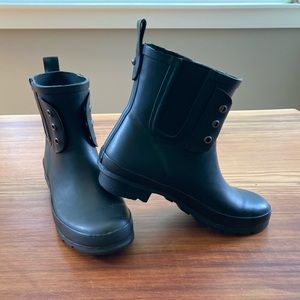 London Fog Haley Rubber Boots 🌂💧